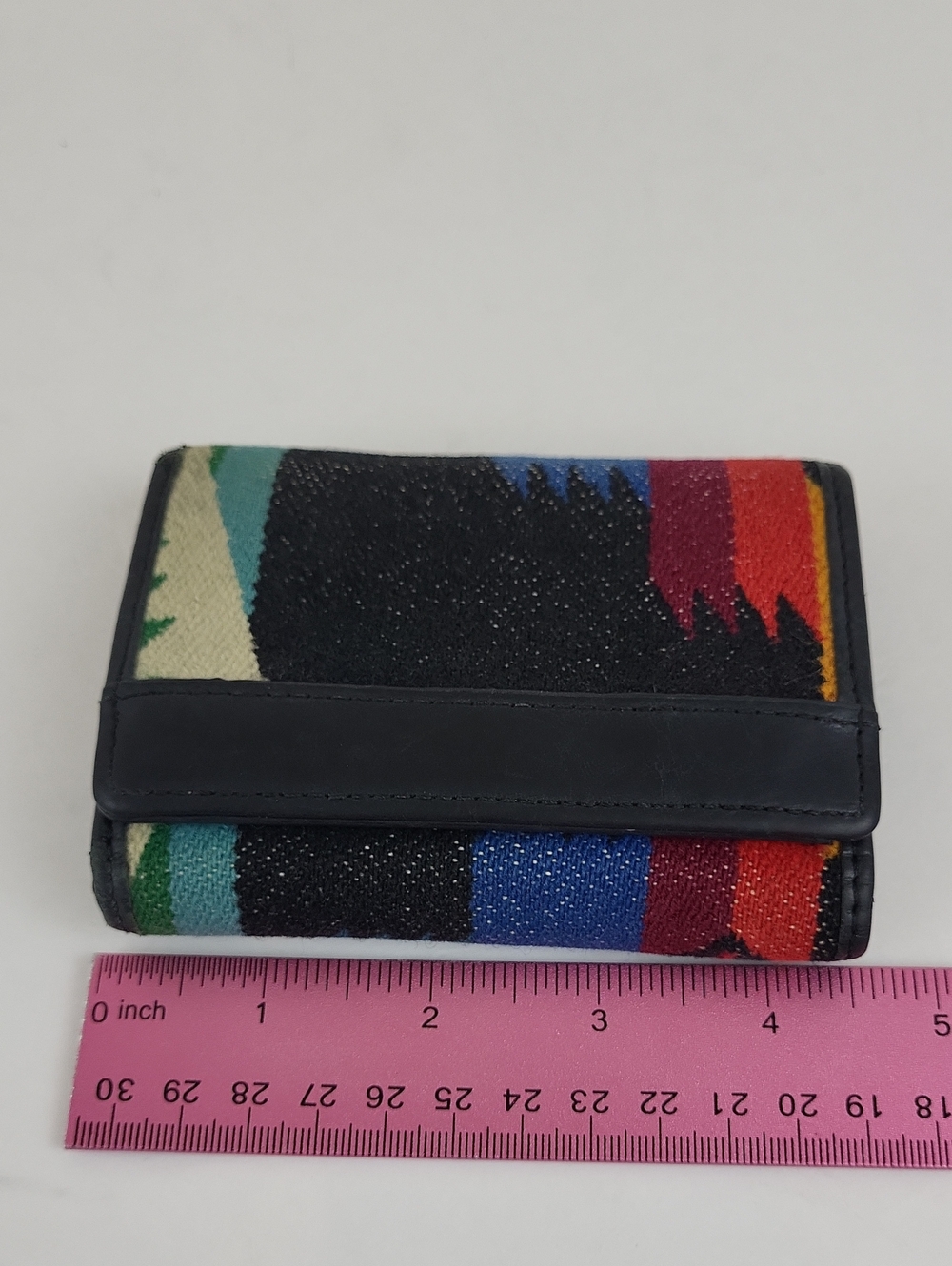 Pendleton Trifold Wallet - Picture 16 of 16